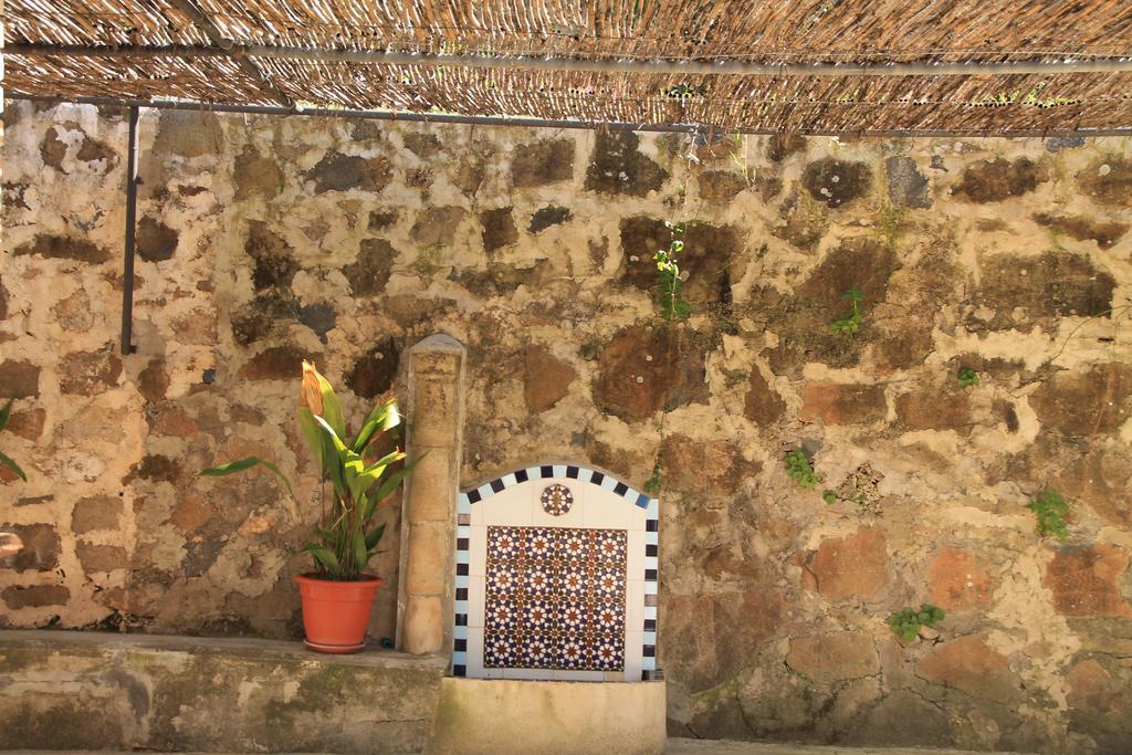 Gasthaus La Fuente De El Nacimiento Benamahoma Exterior foto